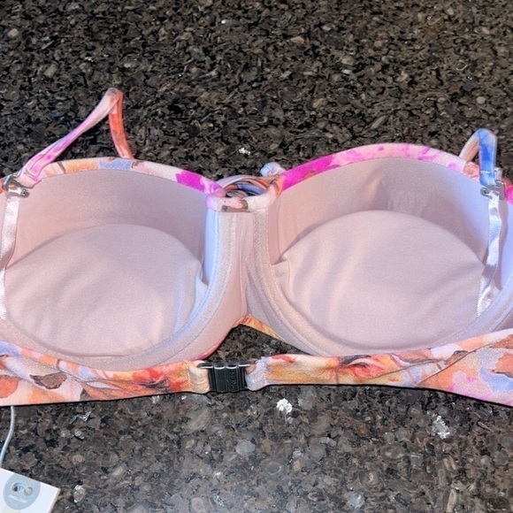 NWT O’Neill Pink Floral Push Up Bikini Swim Top - Picture 3 of 4